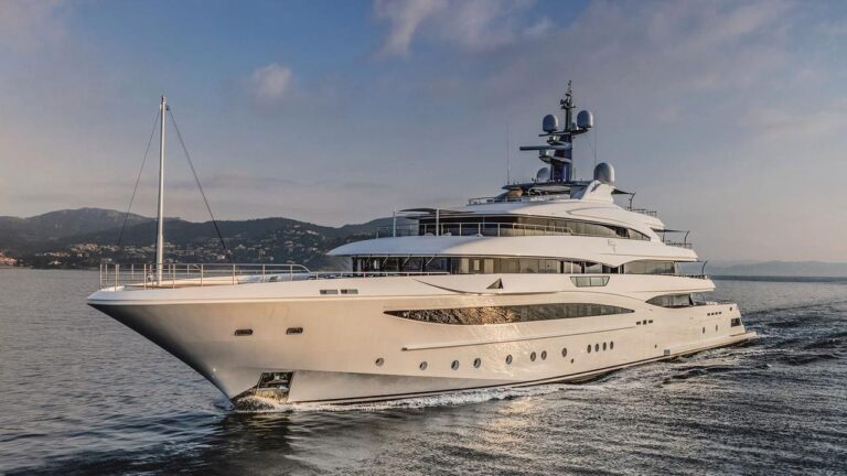 crn yachts price