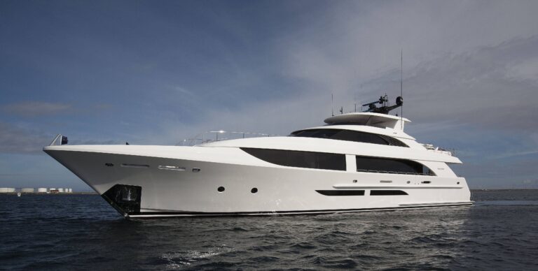 160 ft yacht price