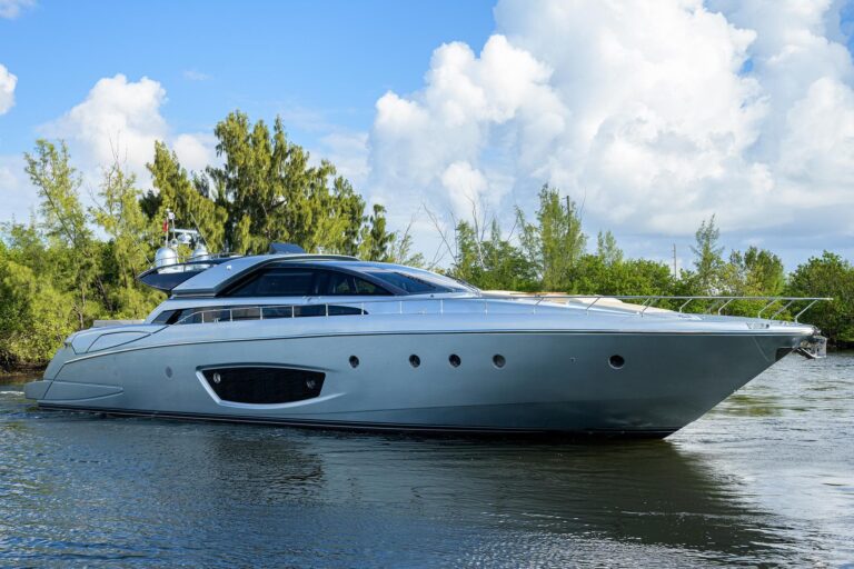 riva yacht 76 bahamas