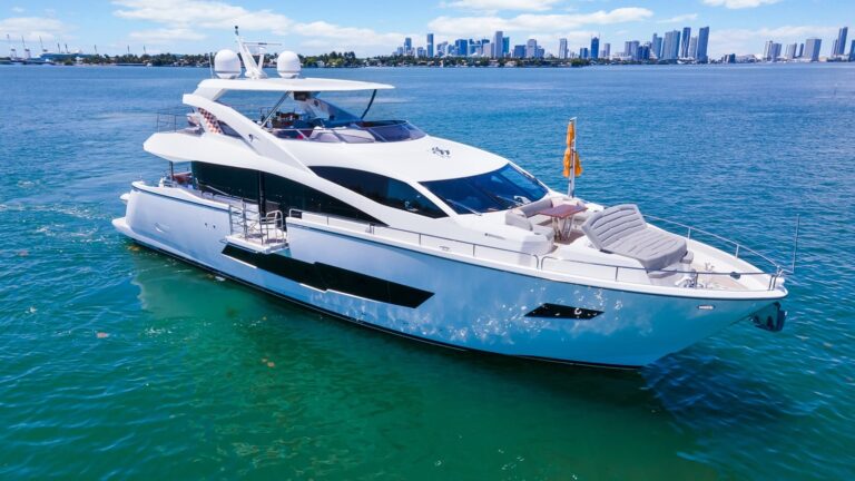 sunseeker 105 yacht