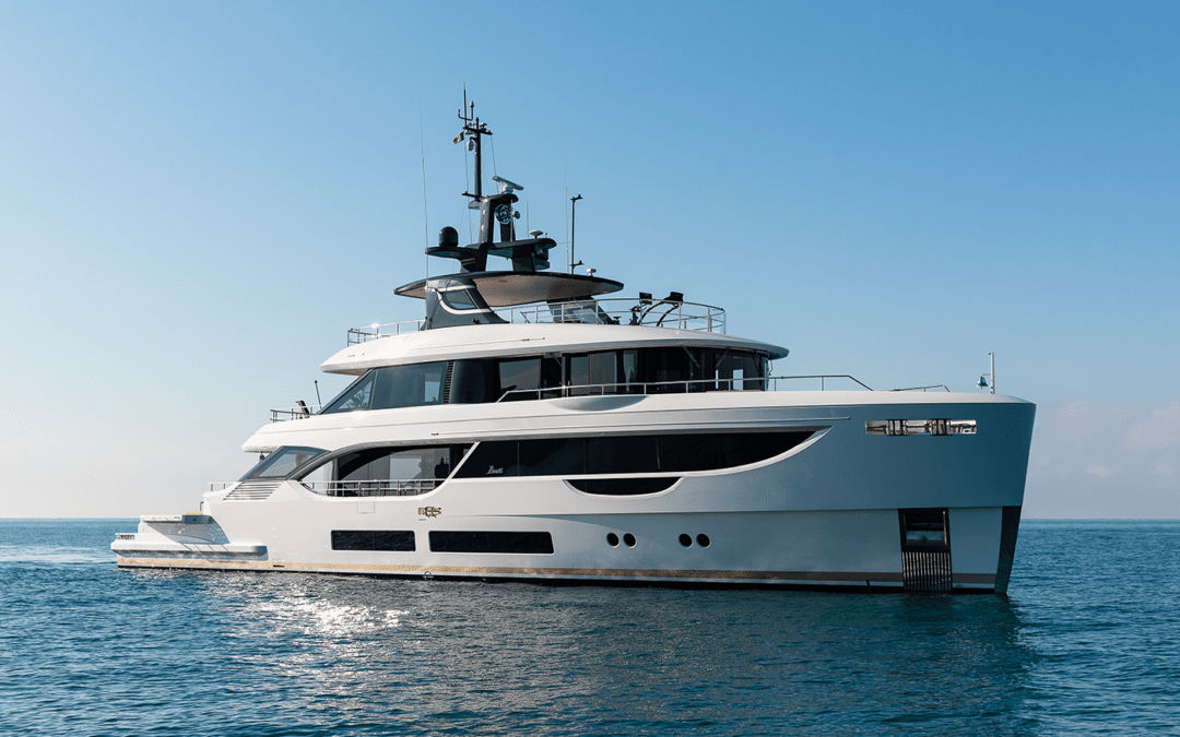 Benetti Oasis 34m