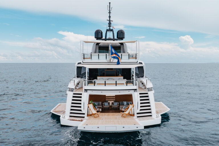 Buy a Mangusta GranSport 54 yachts for Sale