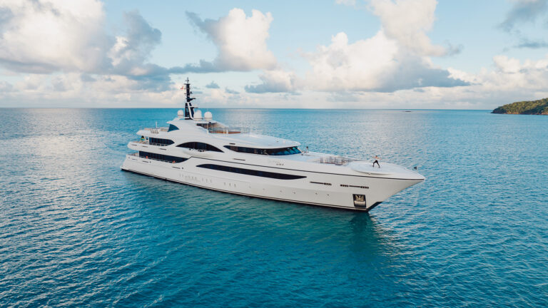 yacht quantum of solace owner