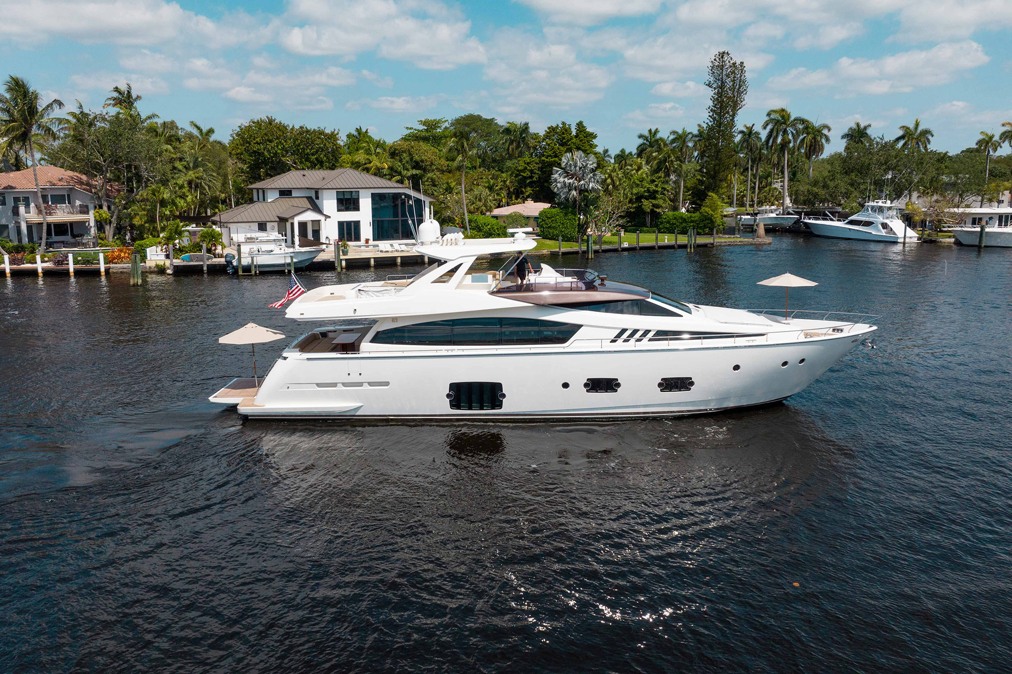MINE GAMES Yacht Sold