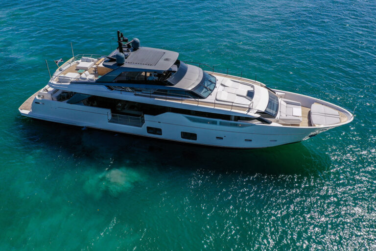 Sanlorenzo 106 Asymetric price