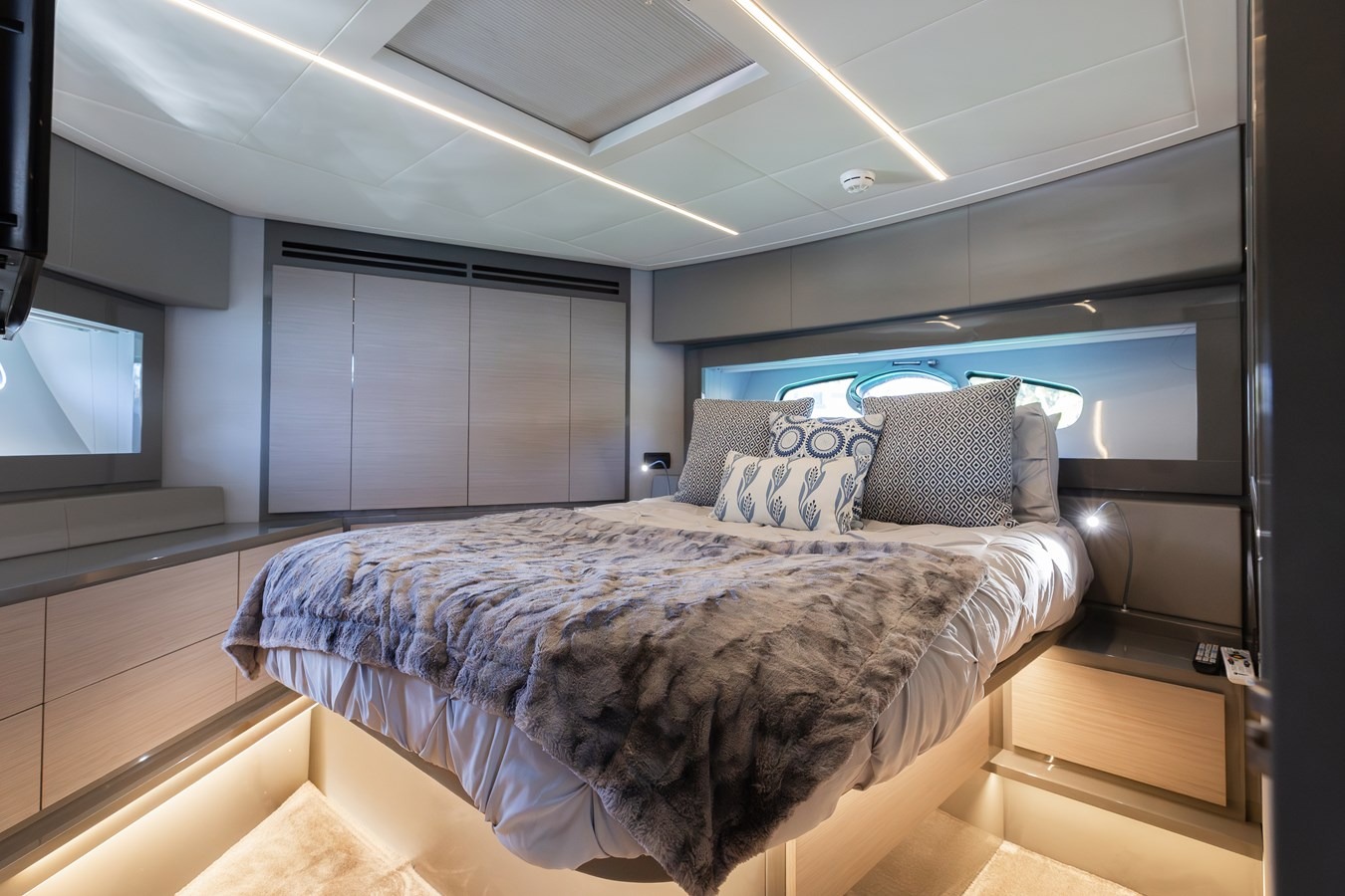 PLASTERED Yacht for Sale